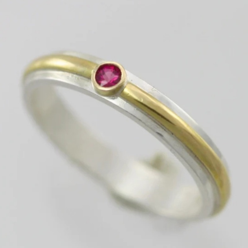 Women's Two-Color Elegant Ring with Golden Stripes